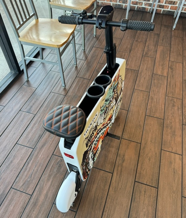 Honda Motocompacto red seat cover with piping
