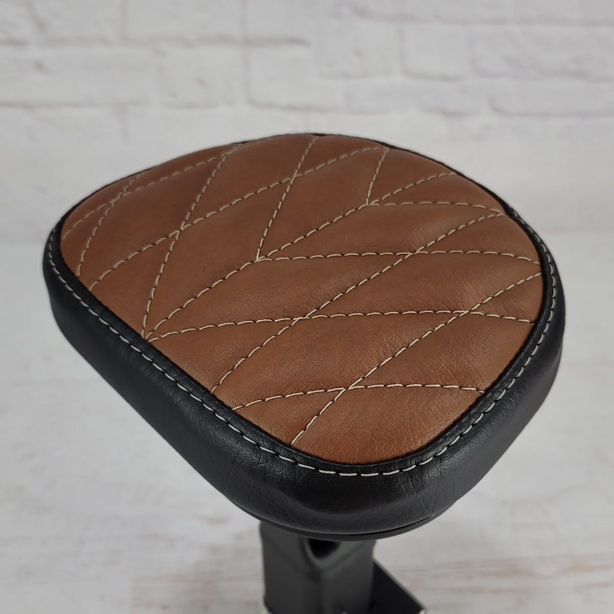 Honda Motocompacto brown and black chevron seat cover