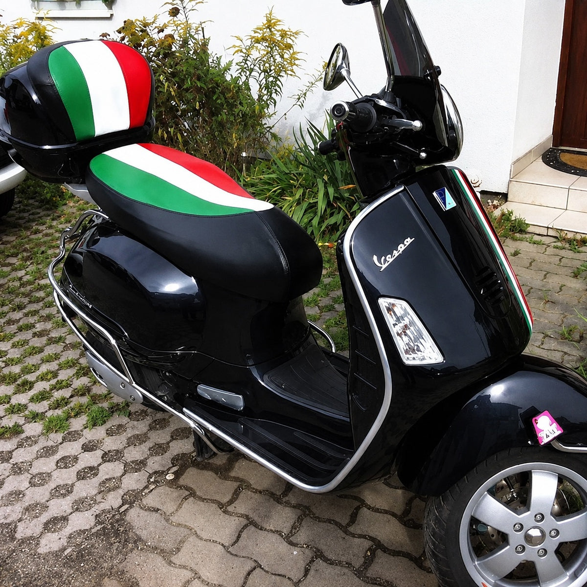 Vespa Italian flag seat cover
