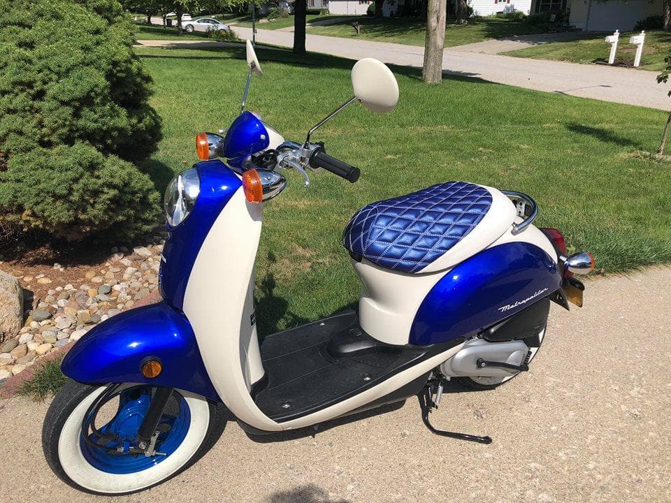 Honda Metropolitan Blue Diamond Seat Cover handmade, handmade Honda Metropolitan seat cover by Cheeky Seats, product detail view 6
