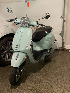 Vespa Sprint Primavera Black with Italian Racing Stripes