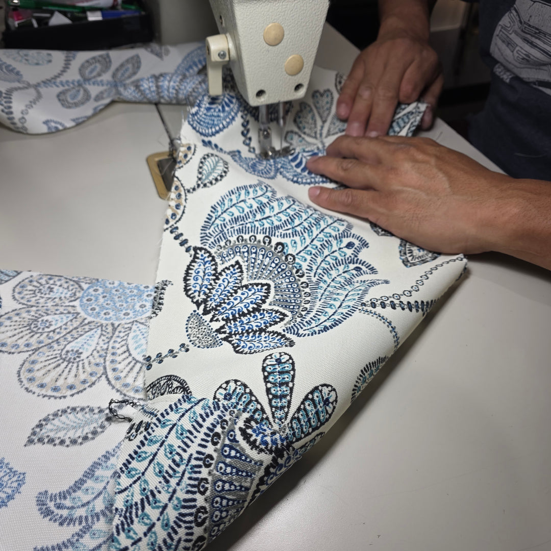 Ready to Ship!  Sprint / Primavera Cream Flowers SEAT COVER - Beat The Heat!!