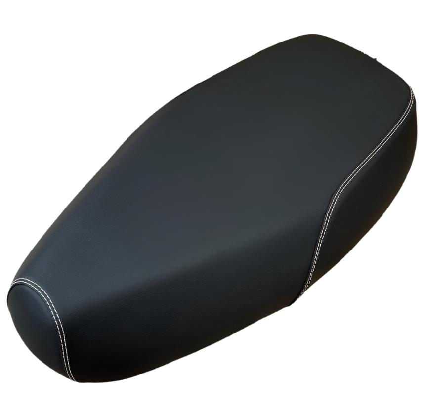 Matte black Genuine Buddy Kick 125 seat cover with contrasting white double stitching, handmade by Cheeky Seats