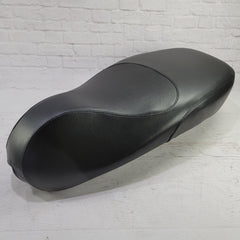 Vespa Sprint / Primavera Minimalist Black Seat Cover