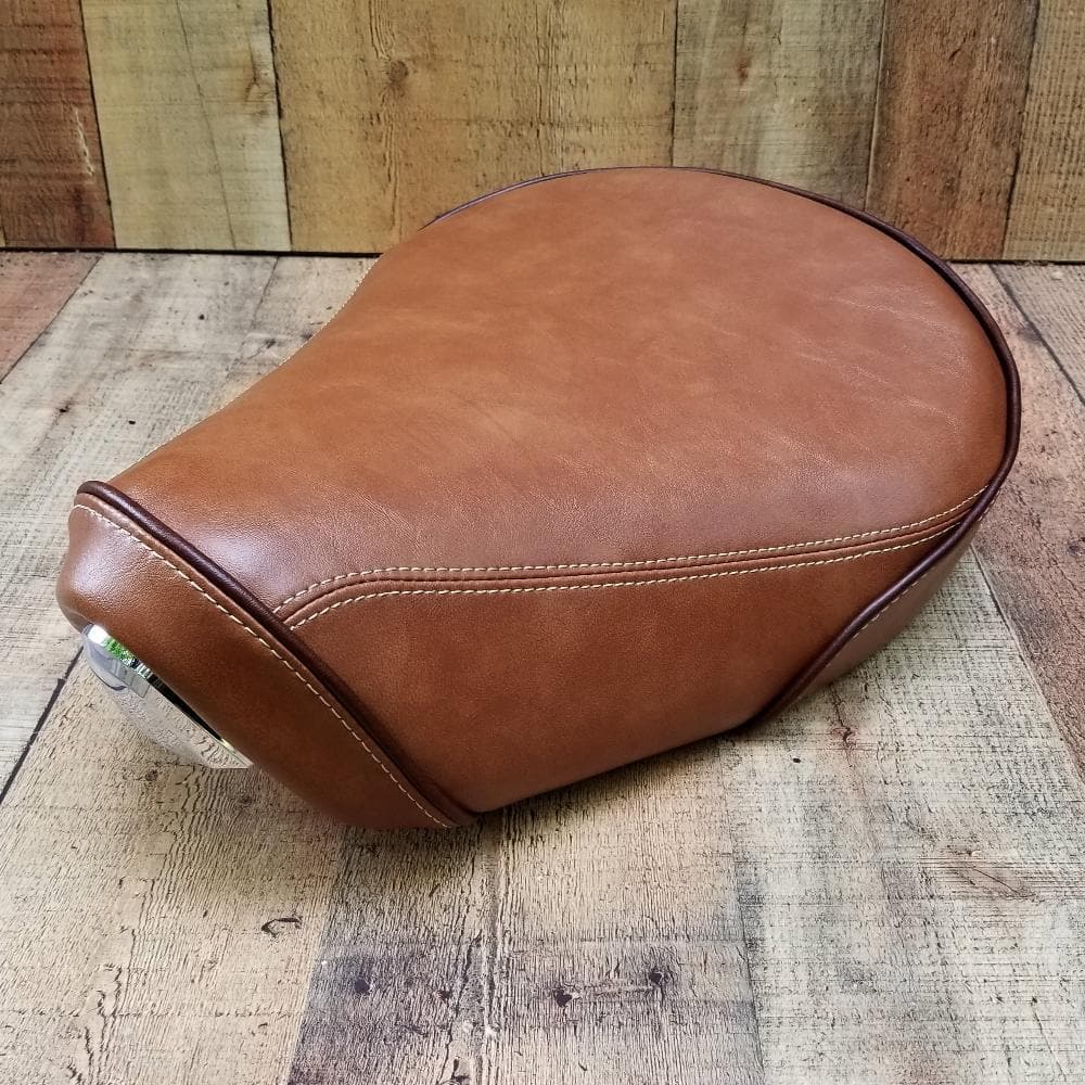 Honda Super Cub C125 caramel seat cover side view